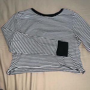 Striped crop top long sleeve